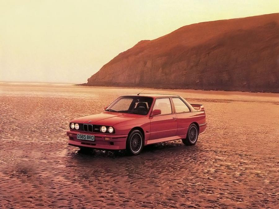  BMW M3 Sport Evolution 1989 года  (фото 9 из 26)